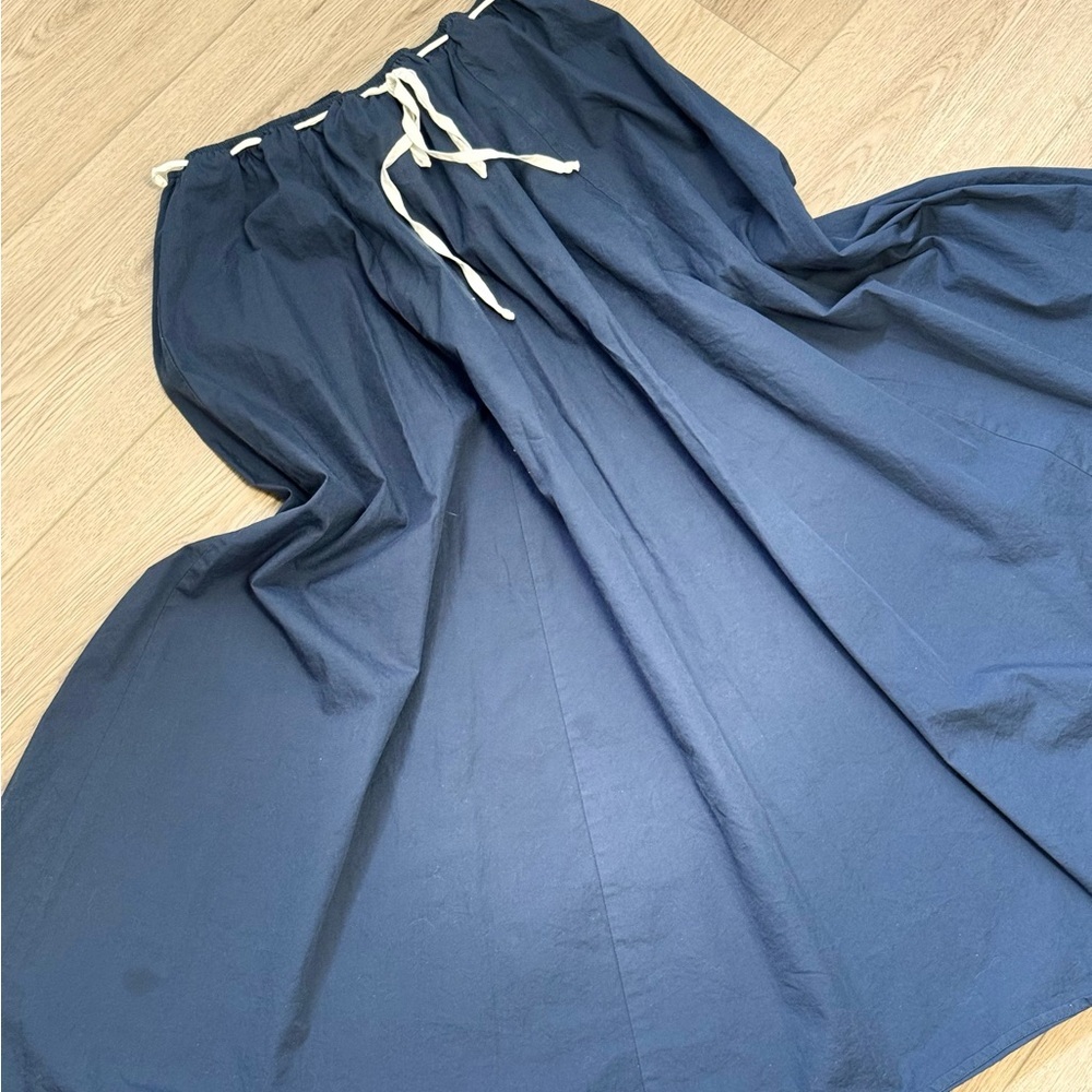 Moon River Navy Drawstring Maxi Skirt - Picture 2 of 8